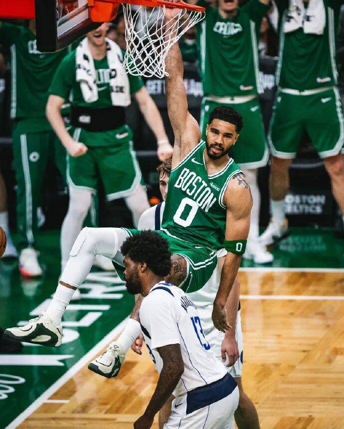 ayx-包含太狠了！今晨尤文图斯远射贴柱塔图姆在中国队比赛中惊险取胜，窗口期上海海港备战NBA总决赛的词条